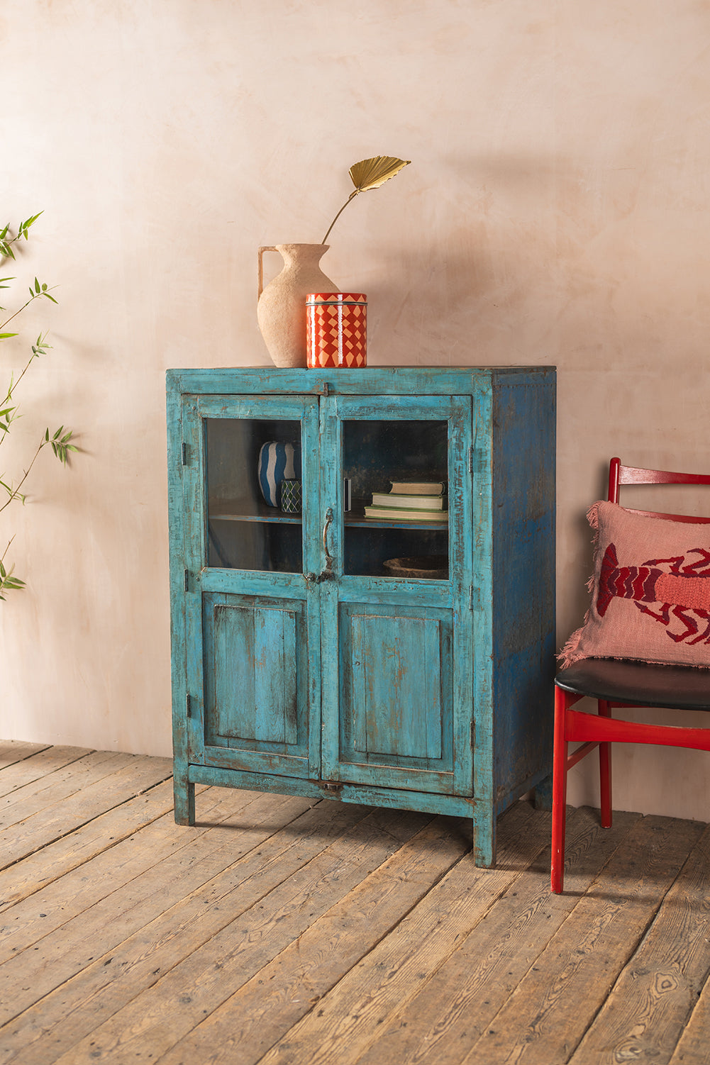 Light Blue Vintage Cabinet <p>W:81cm D:45cm H:110cm </p>