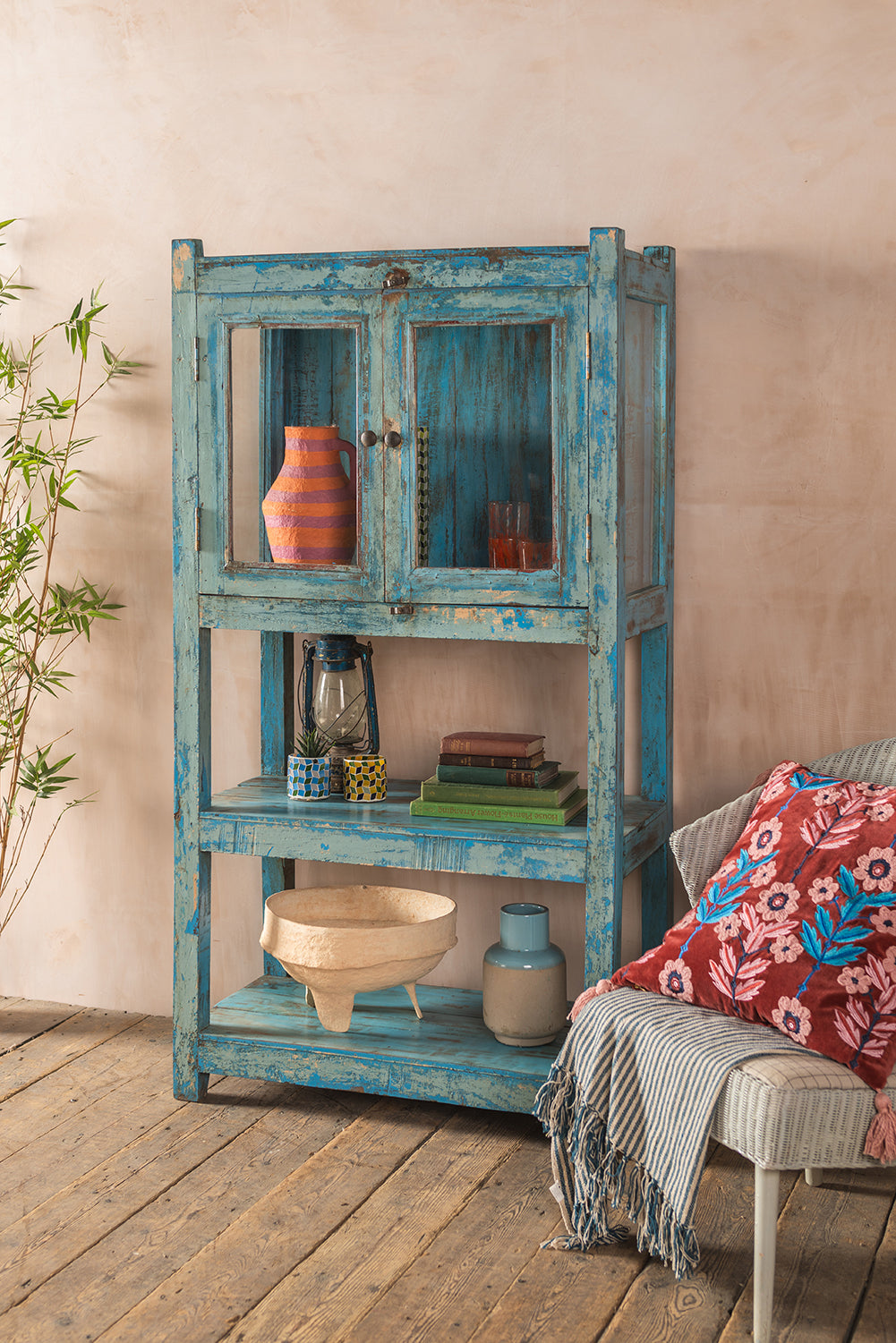 Pale Blue Vintage Shelves with Cabinet <p>W:81cm D:42cm H:154cm </p>