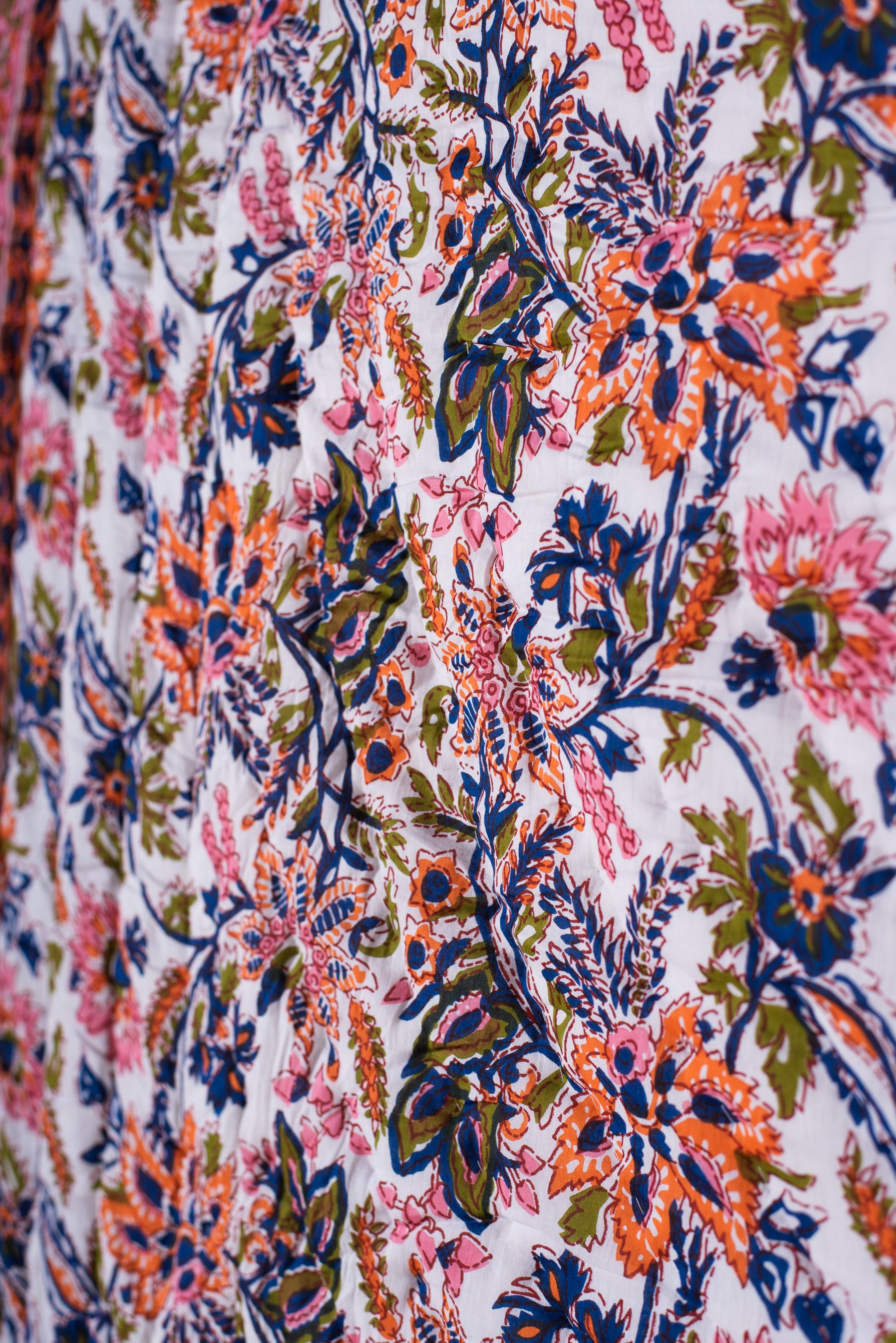 Pistachio Blossom Reversible Floral Quilt – Ian Snow Ltd